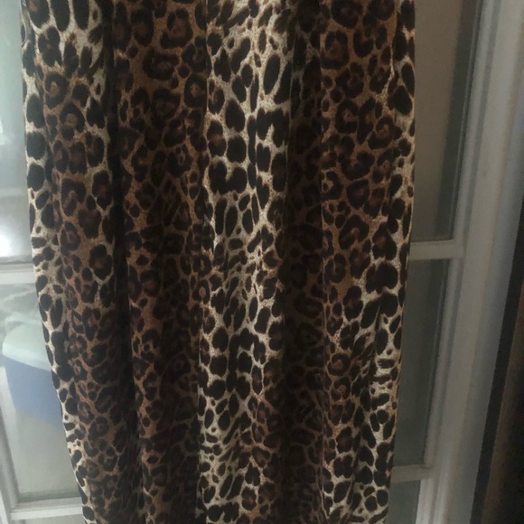 Fashion nova leopard body con dress - Picture 8 of 8